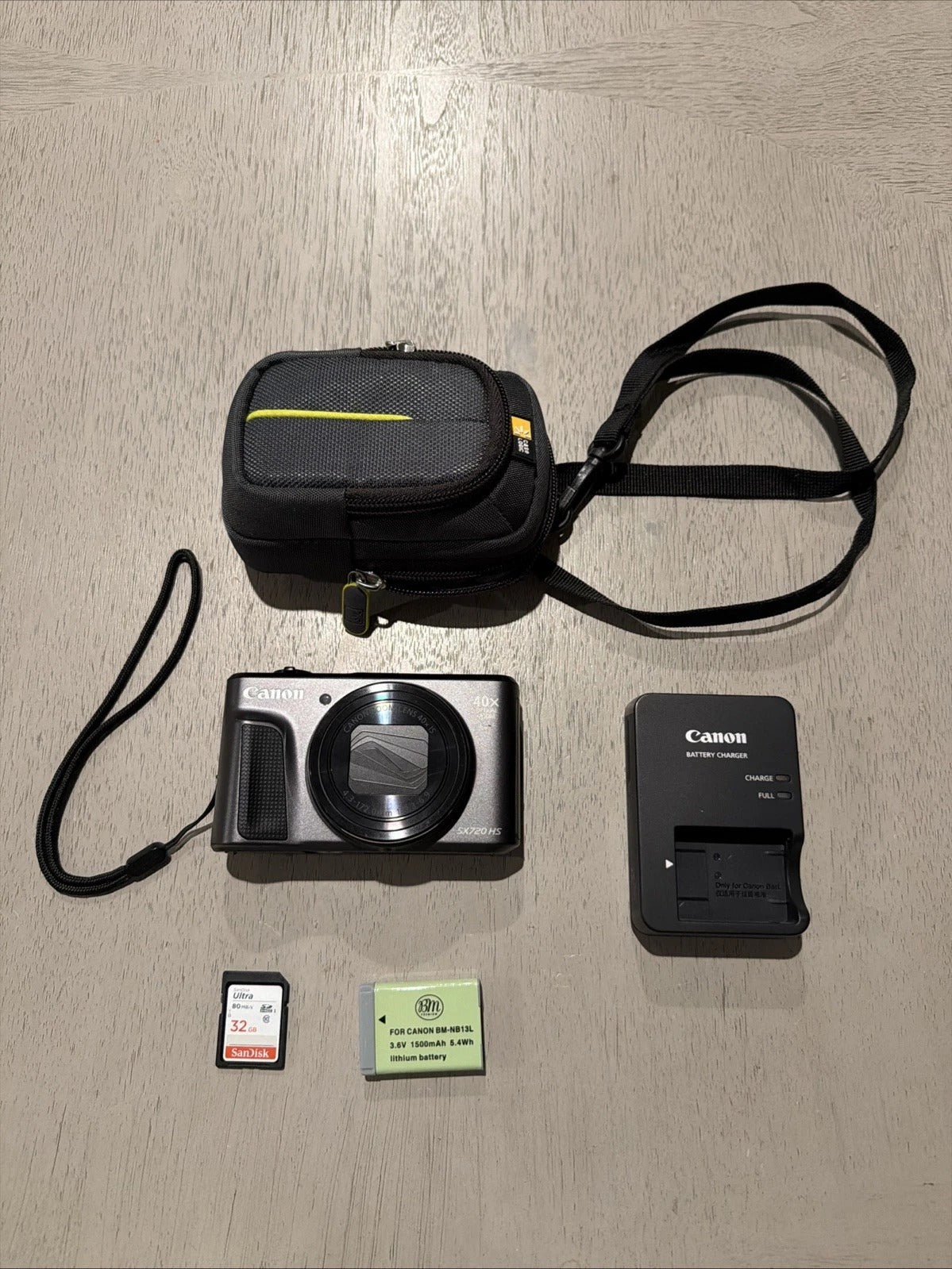 Canon PowerShot SX740 HS 20.3MP 40x Zoom Black Wi-Fi 4K Digital Camera