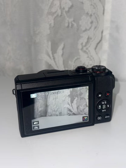 Canon powershot G7X MARK III Black Compact Digital Camera with the Original box