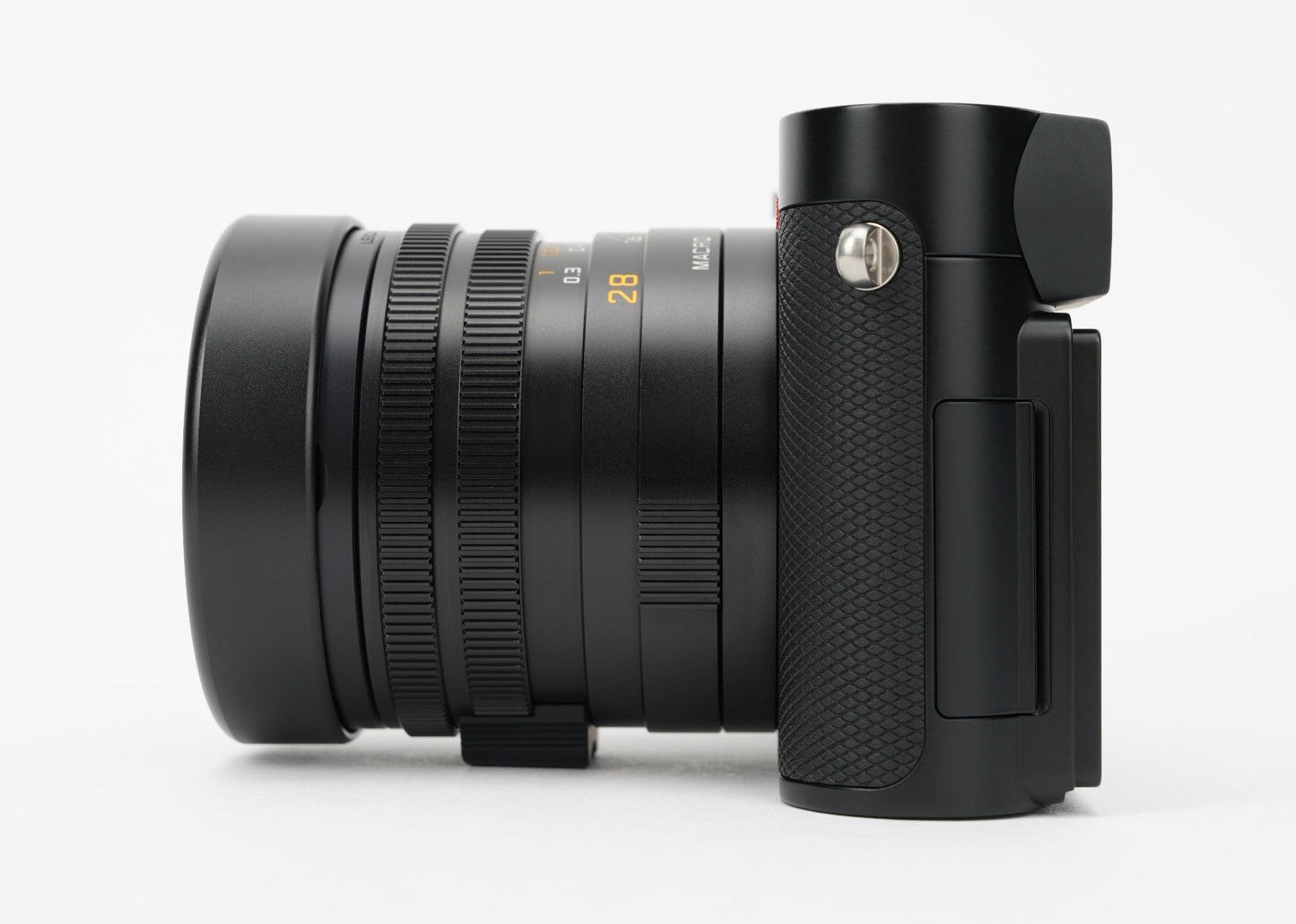 Leica Q3 60MP Full-Frame Compact Camera with Summilux 28mm f/1.7 ASPH. Lens