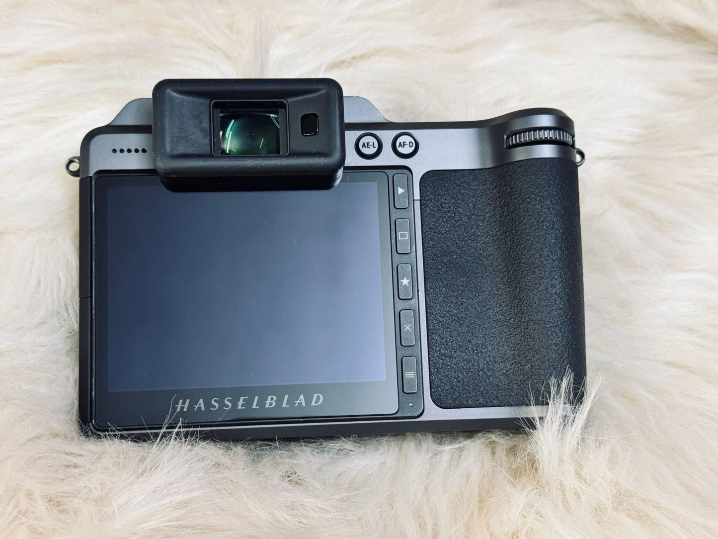 Hasselblad X1D II 50 MP Medium Format Mirrorless Camera - Silver (Body Only)
