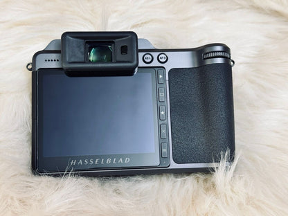 Hasselblad X1D II 50 MP Medium Format Mirrorless Camera - Silver (Body Only)