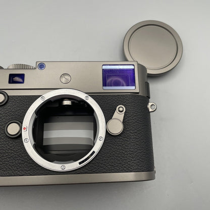 Leica M-P Titanium Set (Typ 240) 28mm F2 ASPH 50mm F2 APO - 10976 Mint Condition - RARE