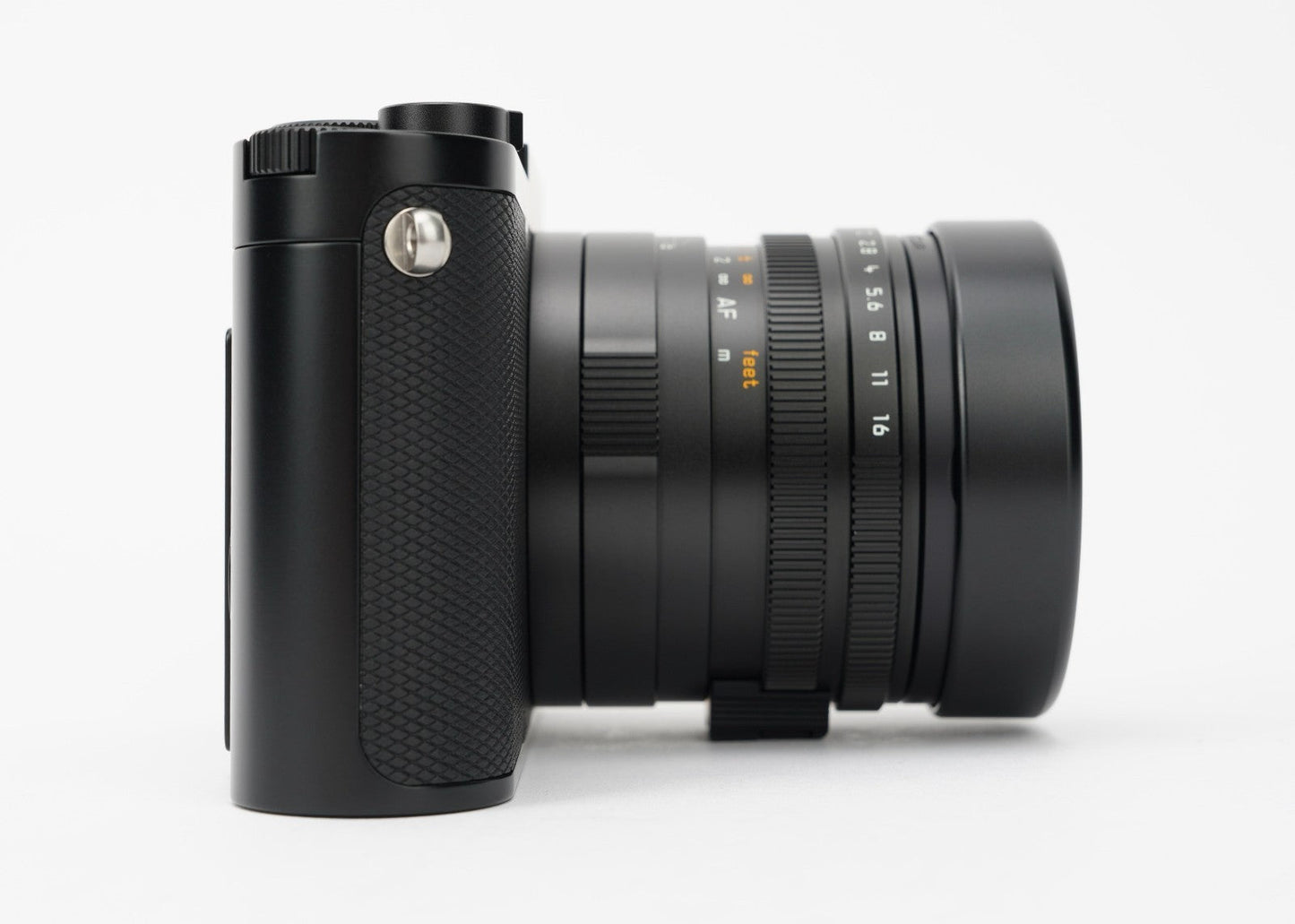 Leica Q3 60MP Full-Frame Compact Camera with Summilux 28mm f/1.7 ASPH. Lens
