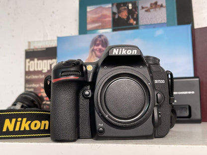 Nikon D7500 D 7500 Slr Film Camera DX SLR Camera 20.9 MP Body Near Mint Condition