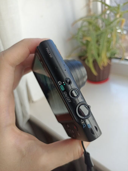 Canon PowerShot ELPH 110 HS Black 16.0MP Digital Camera